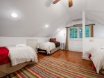 Gleesome Inn - Guest House Shared Bedroom